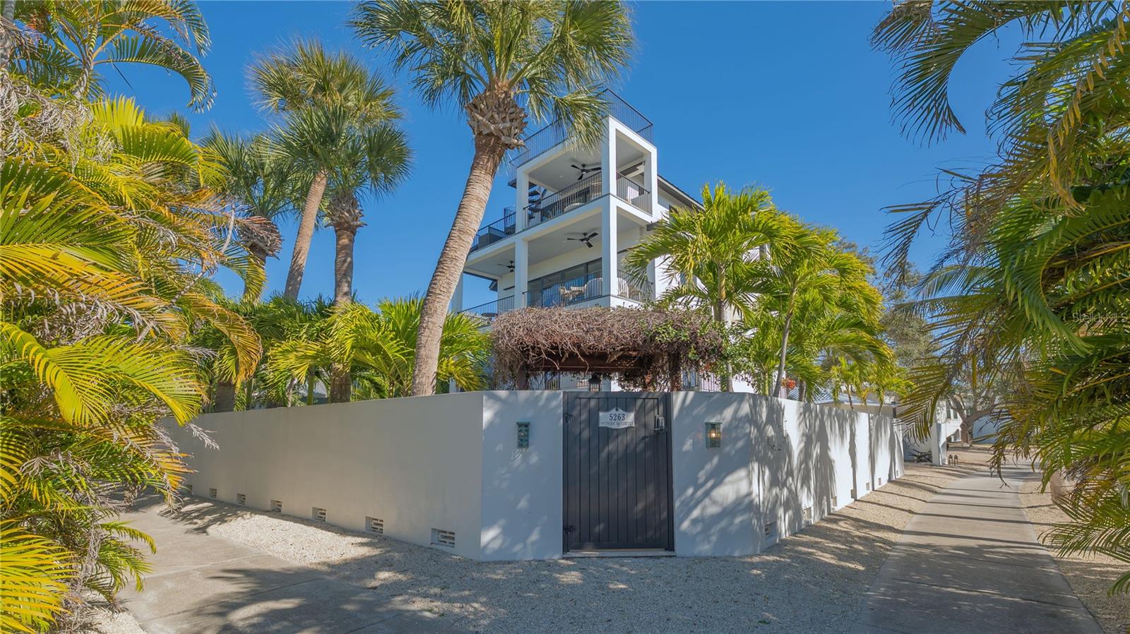 5263 AVENIDA DE CORTEZ, SARASOTA, FL, 34242