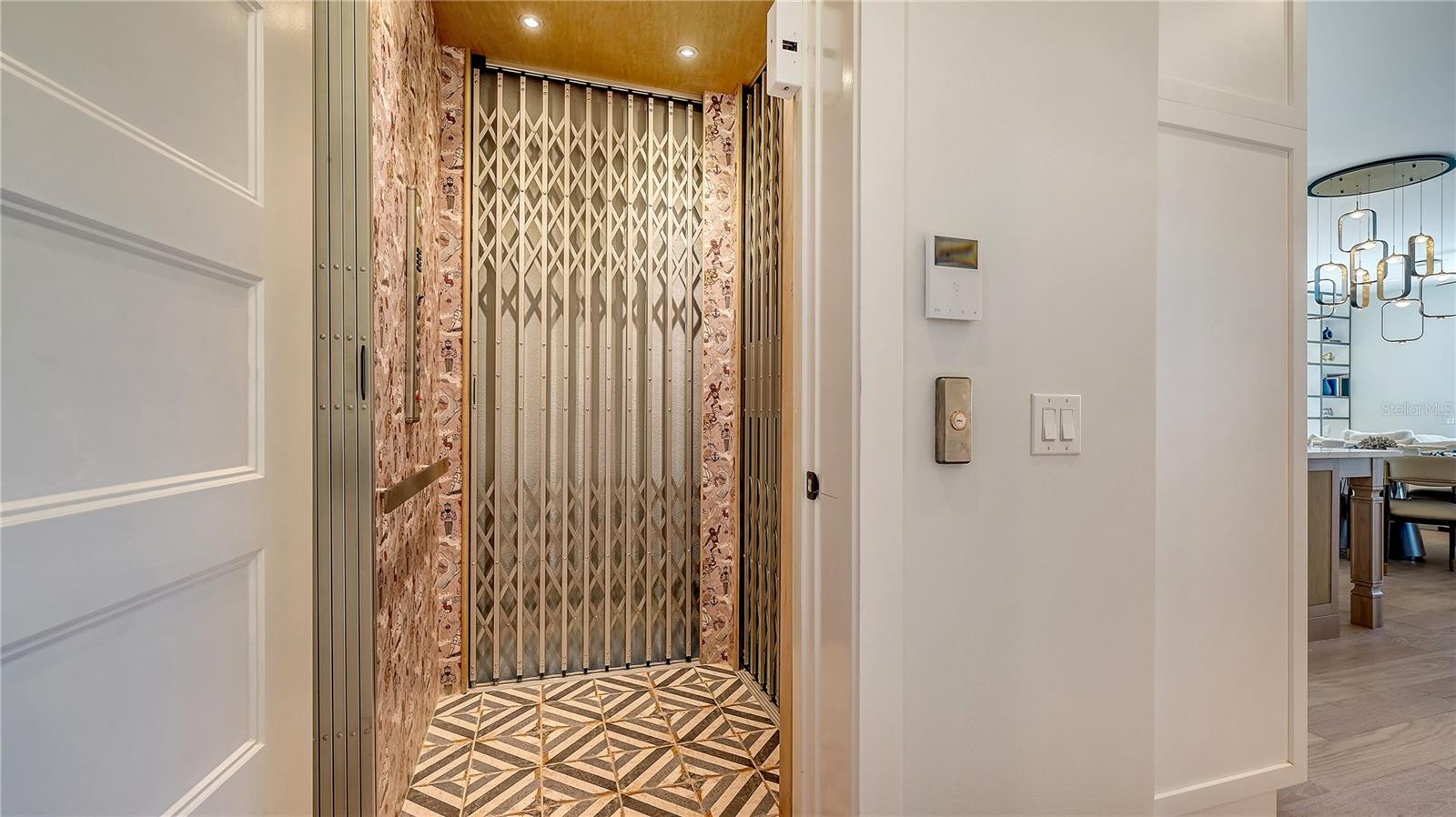 5263 AVENIDA DE CORTEZ, SARASOTA, FL, 34242