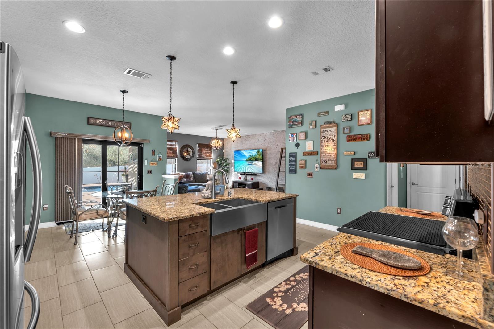 20006 SATIN LEAF AVE, TAMPA, FL, 33647