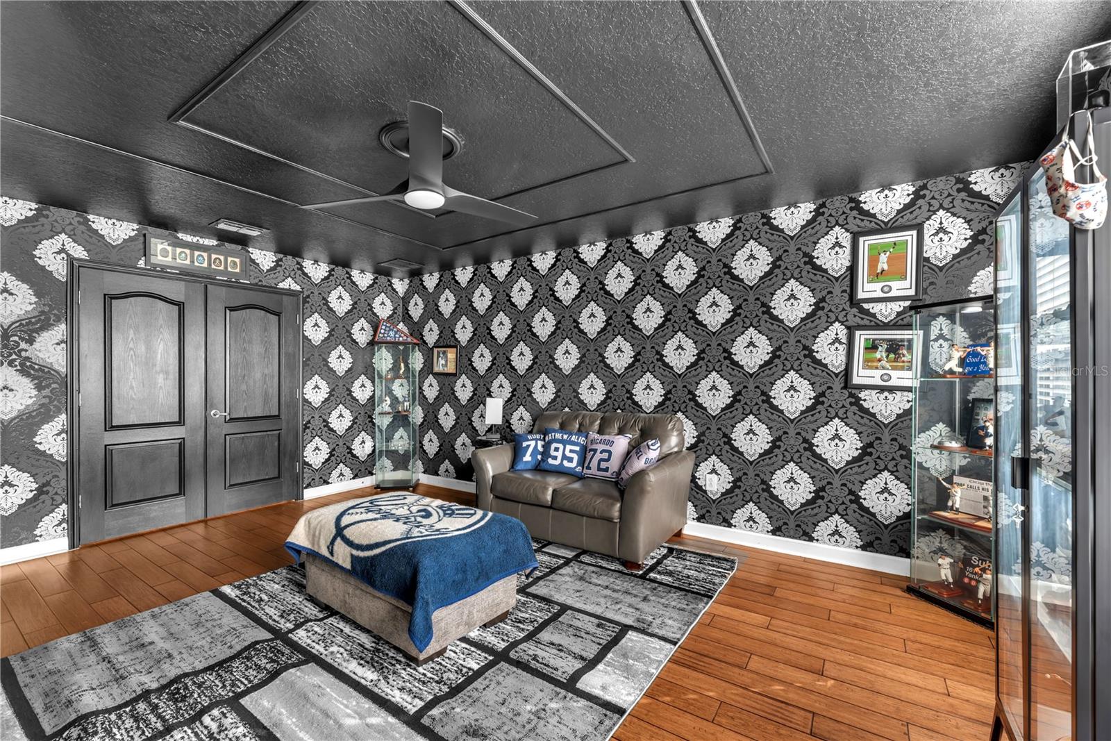 20006 SATIN LEAF AVE, TAMPA, FL, 33647