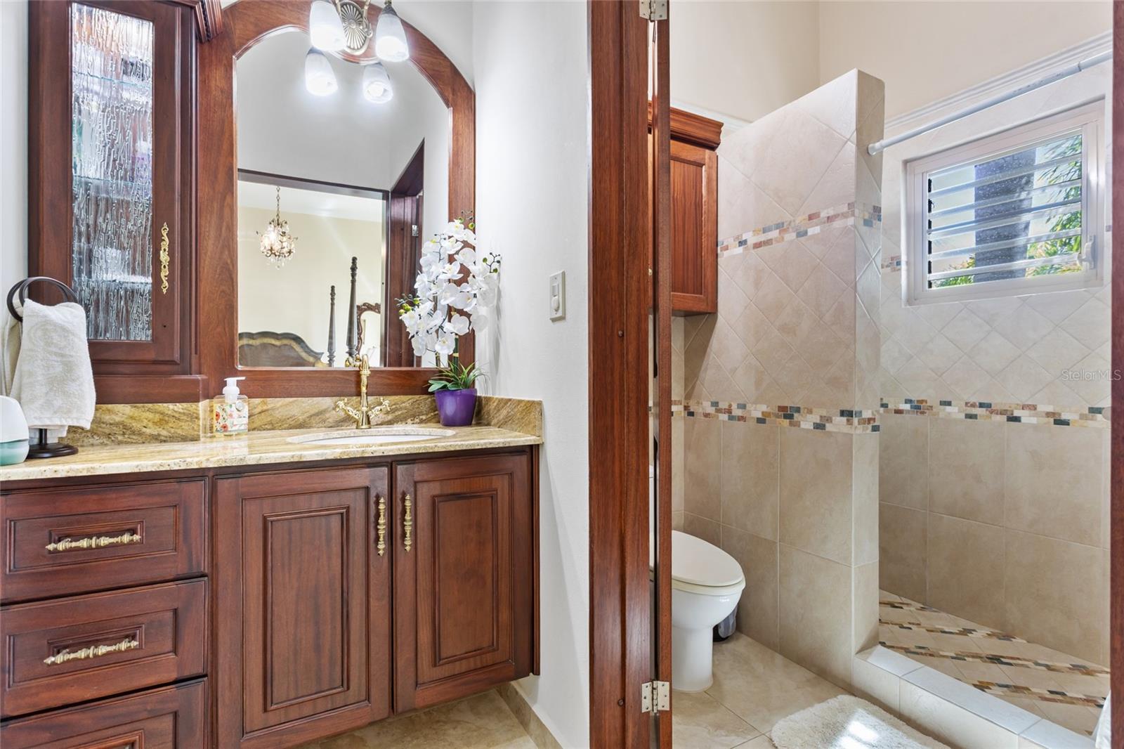 PR9118617 Property Photo