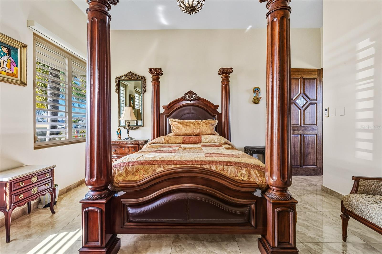 PR9118617 Property Photo