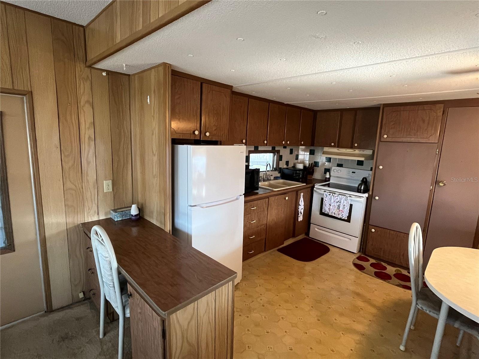 N6142491 Property Photo