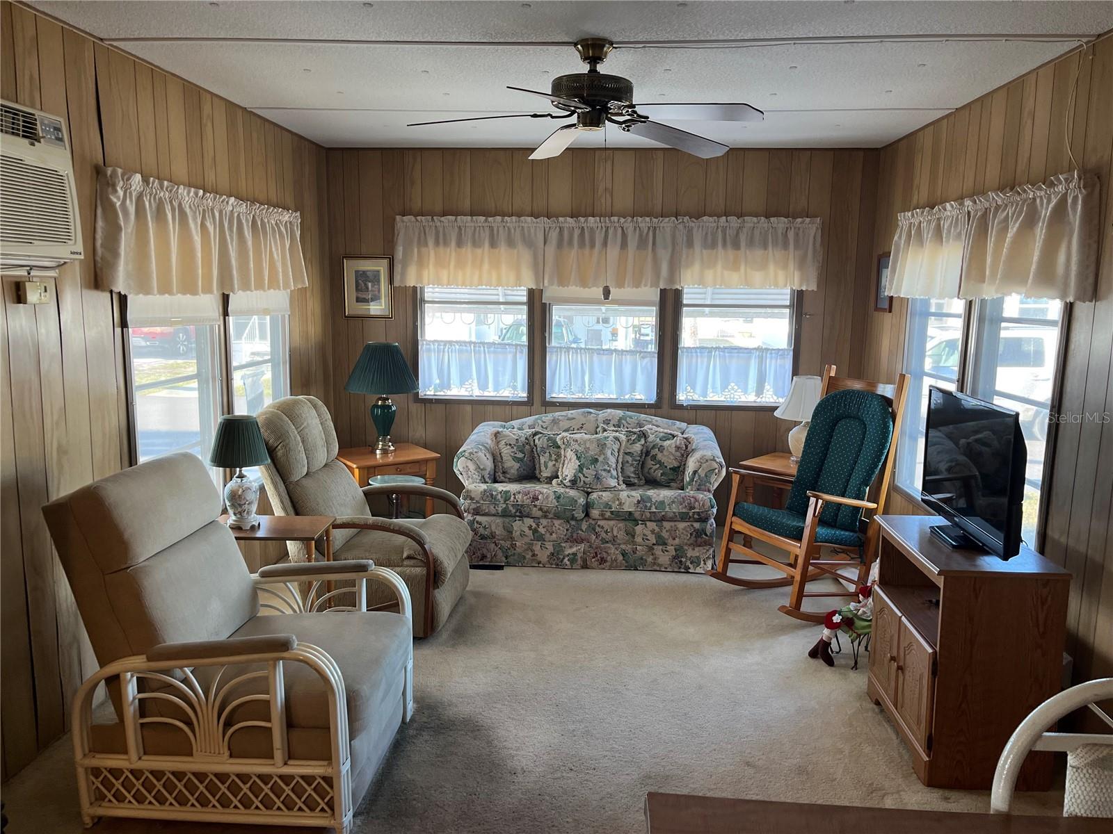 N6142491 Property Photo