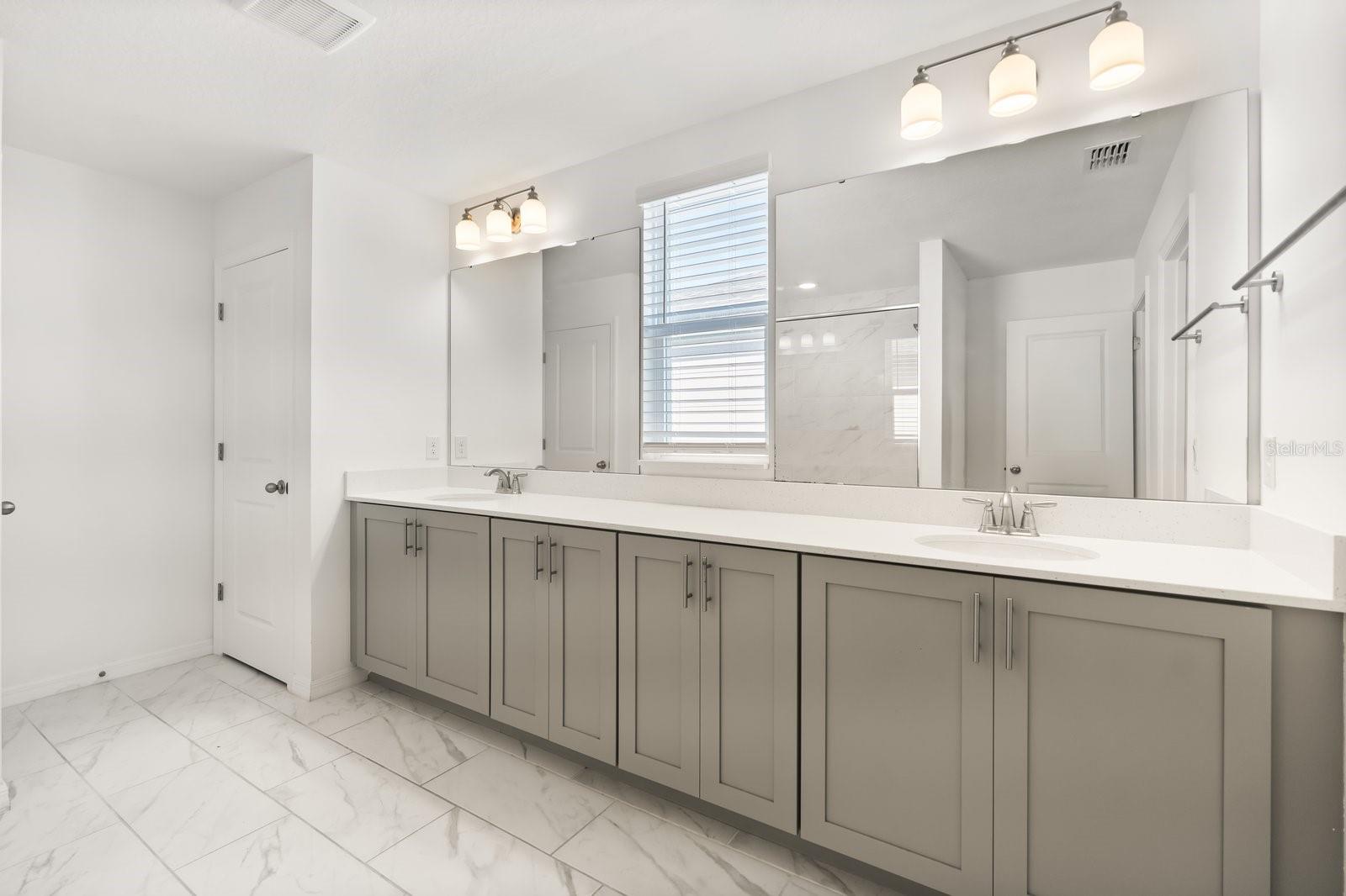 2062 DERWENT DR, DAVENPORT, FL, 33896