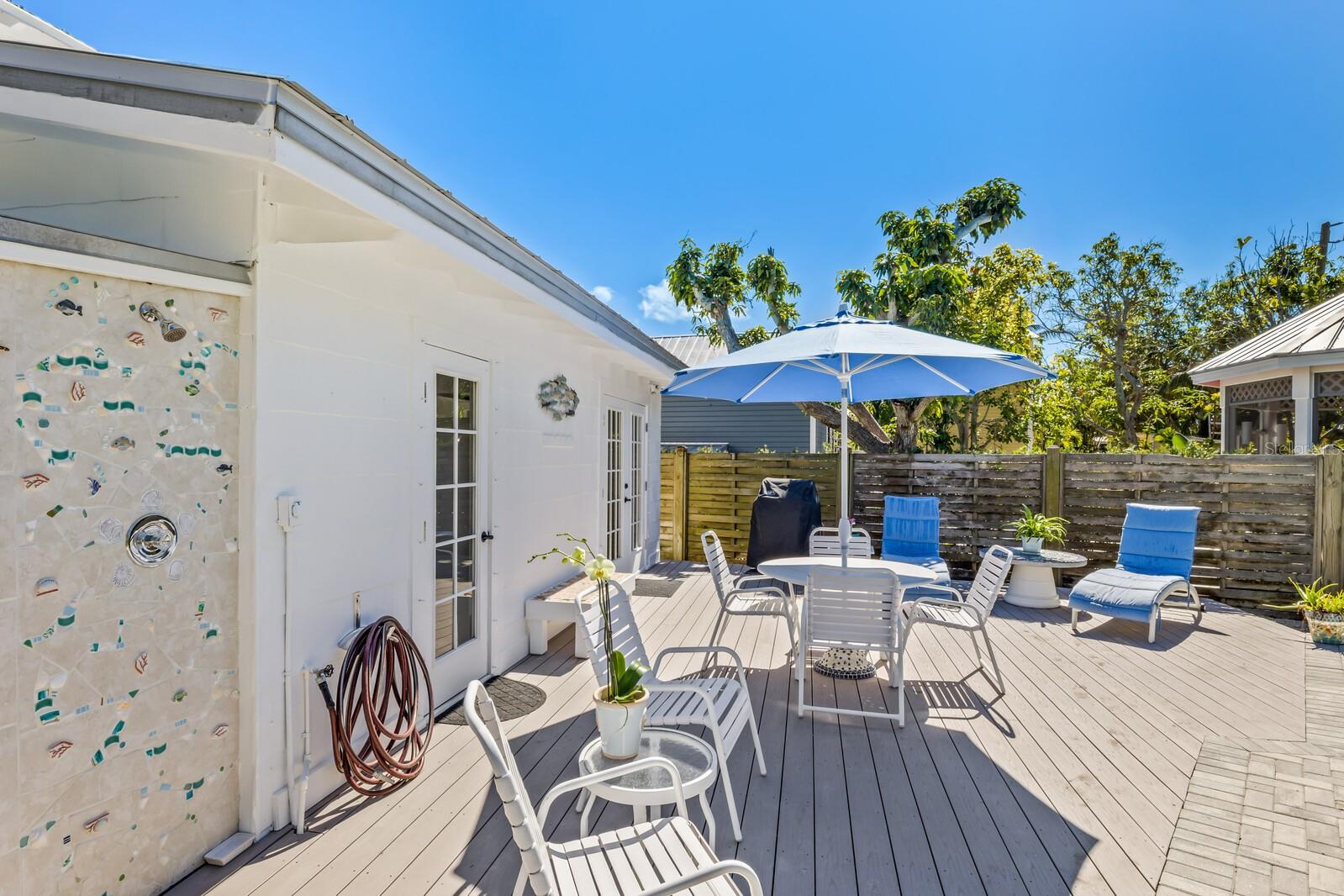 D6145691 Property Photo