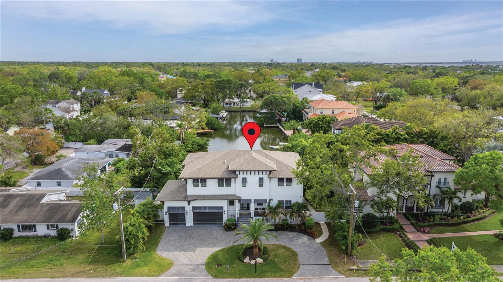 TB8466107 Property Photo