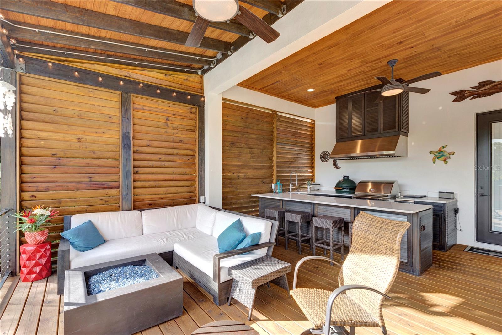 TB8466107 Property Photo