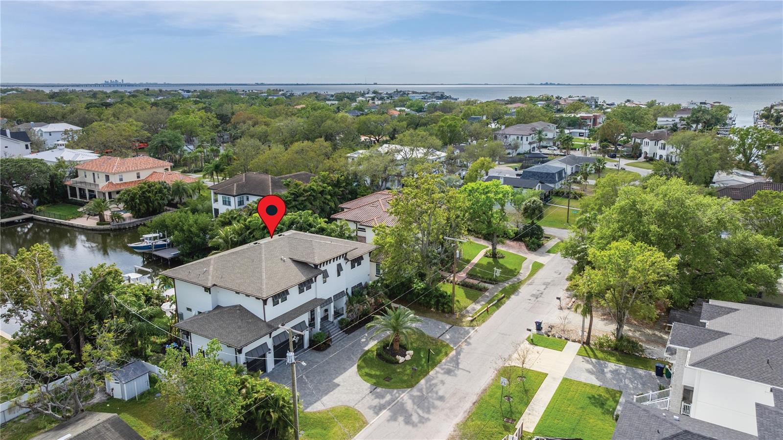 TB8466107 Property Photo