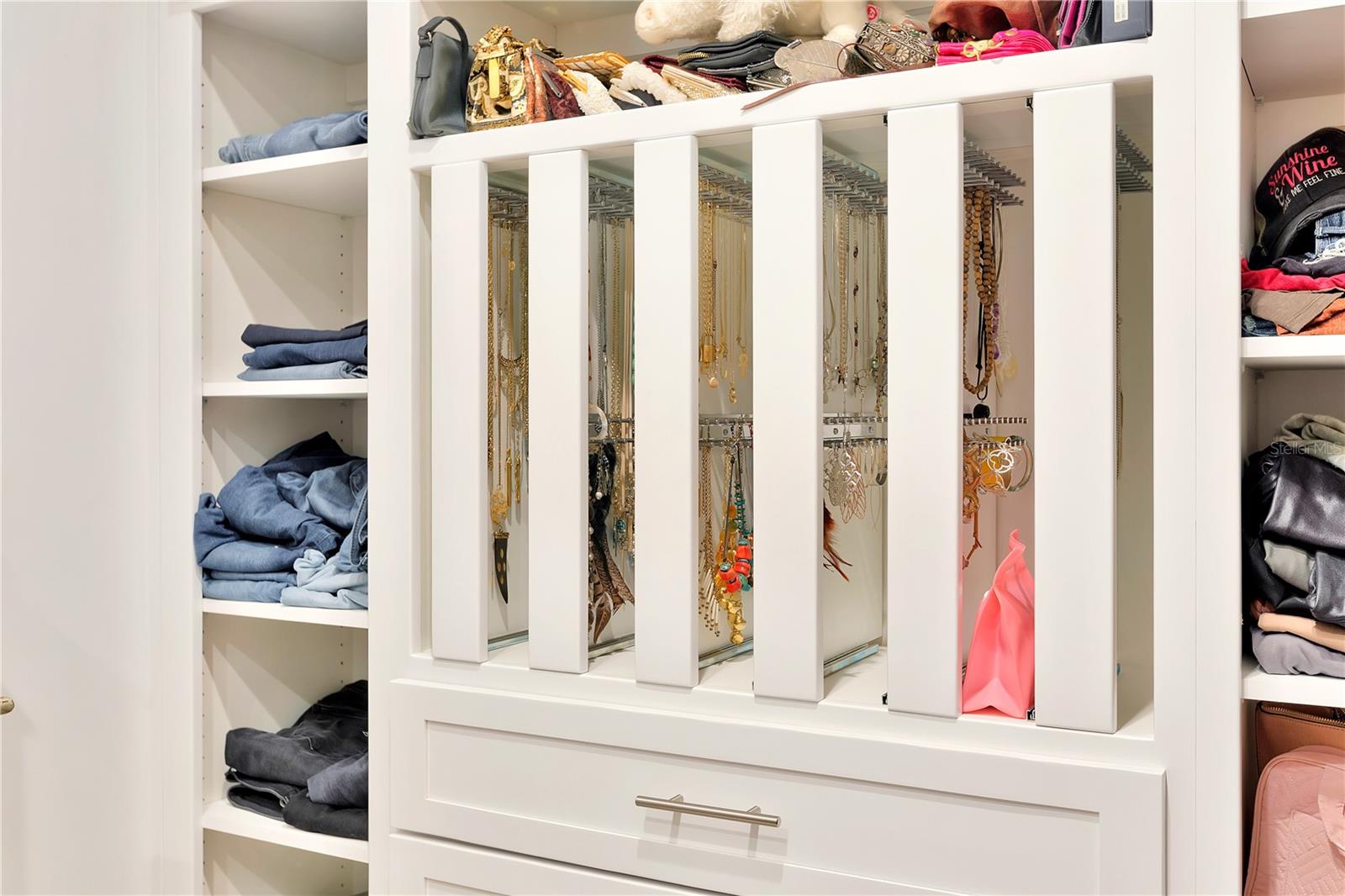 TB8466107 Property Photo