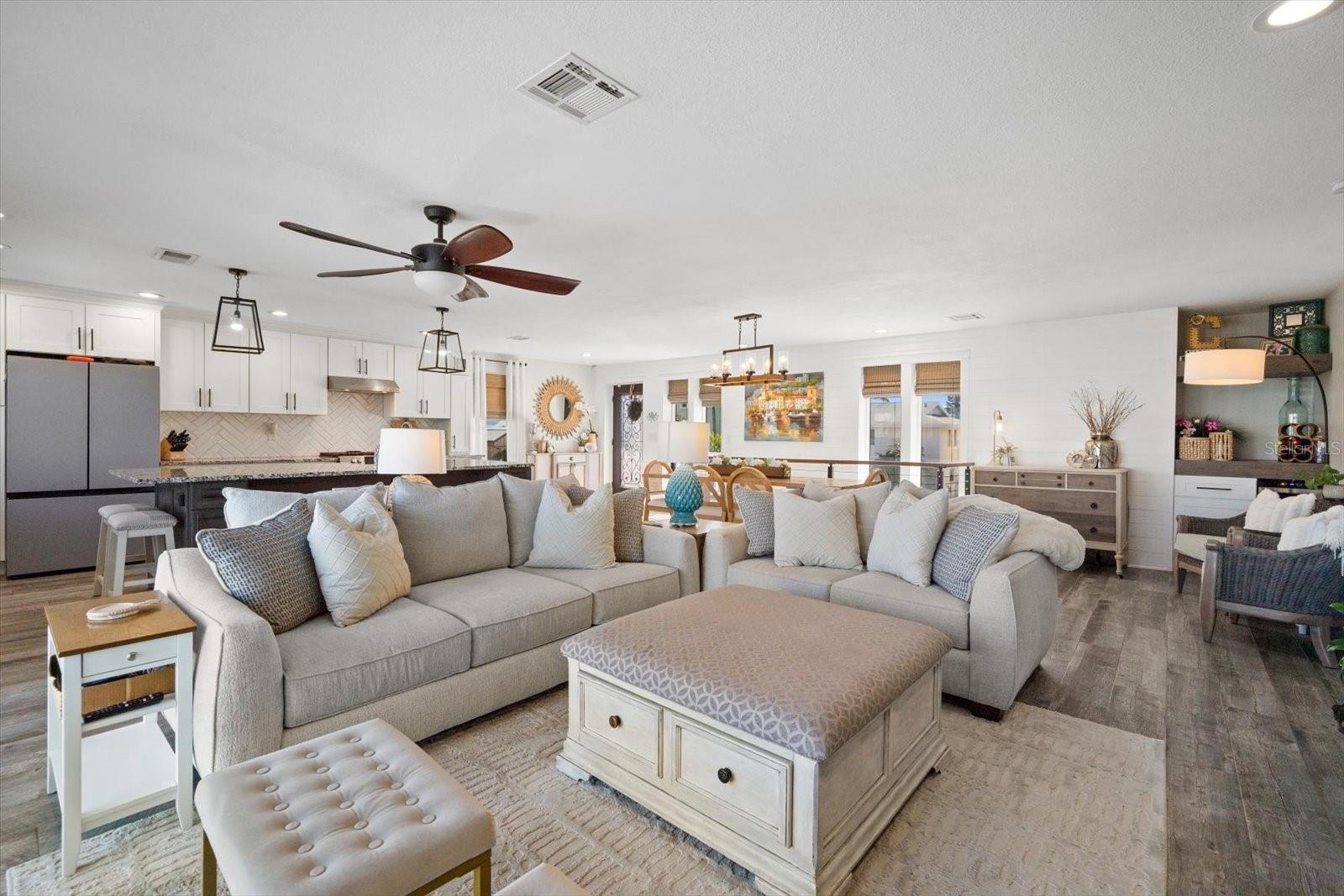 Entertaining is a breeze!