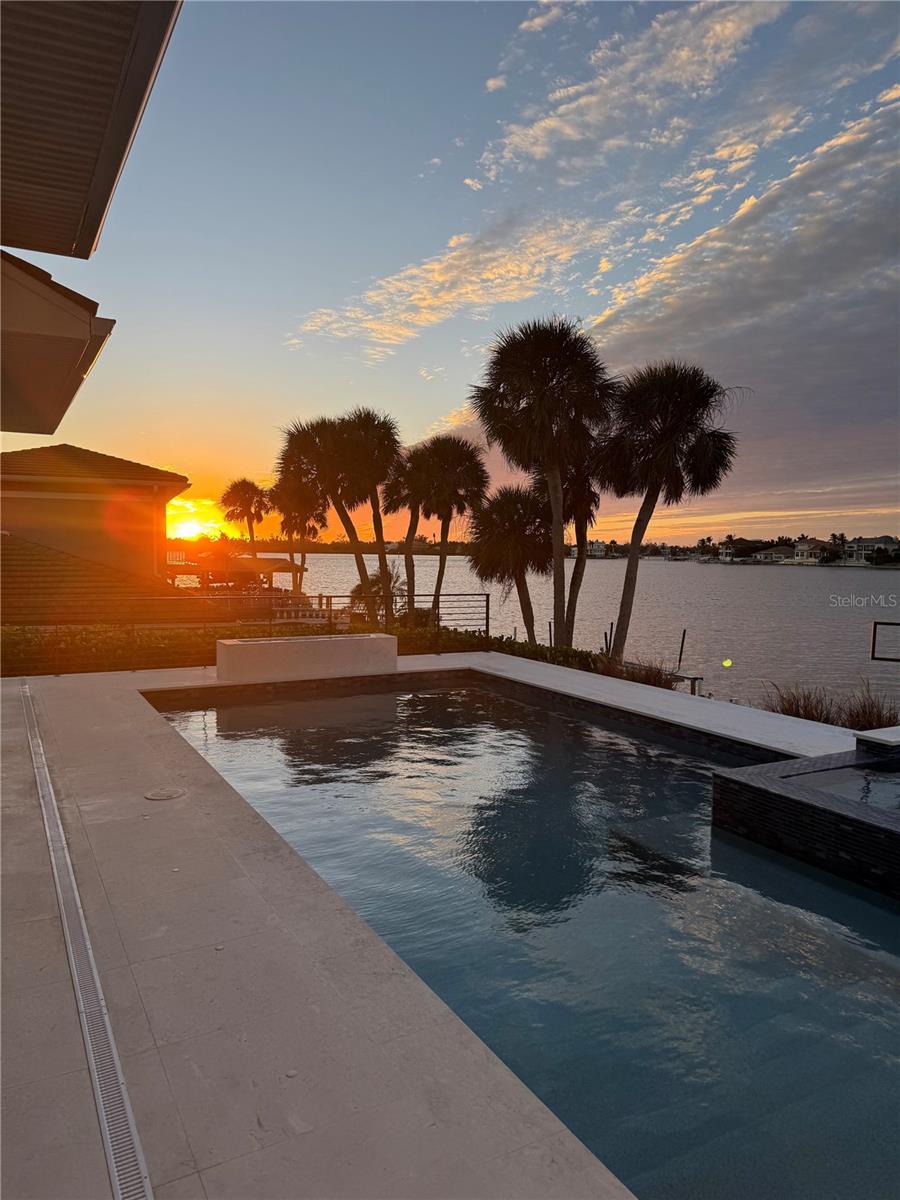 A4678917 Property Photo