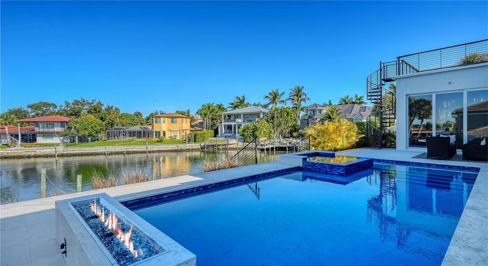 A4678917 Property Photo