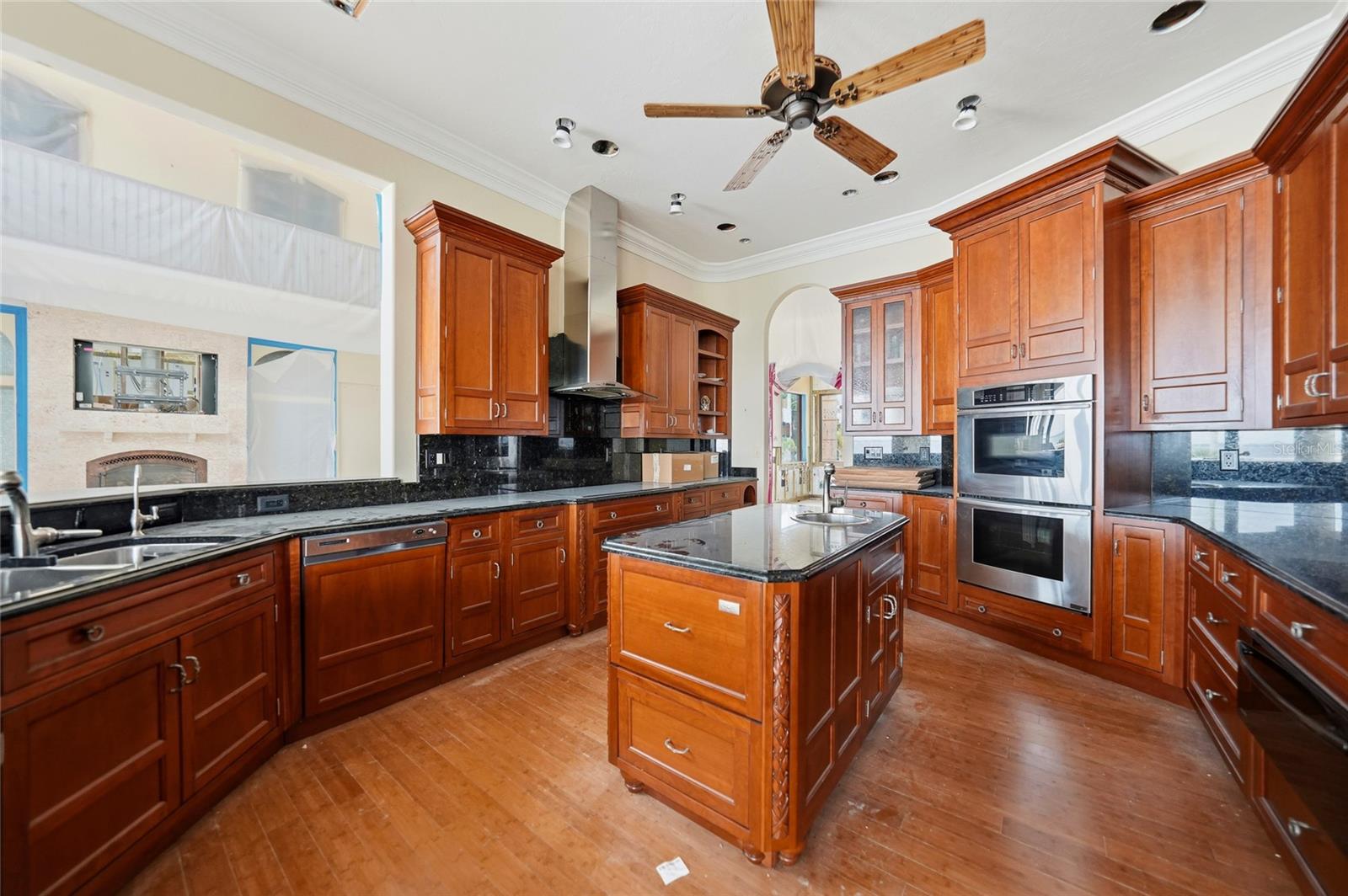 C7520481 Property Photo