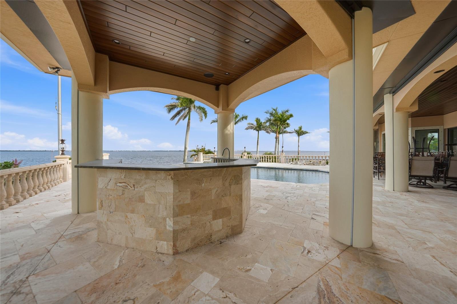 C7520481 Property Photo