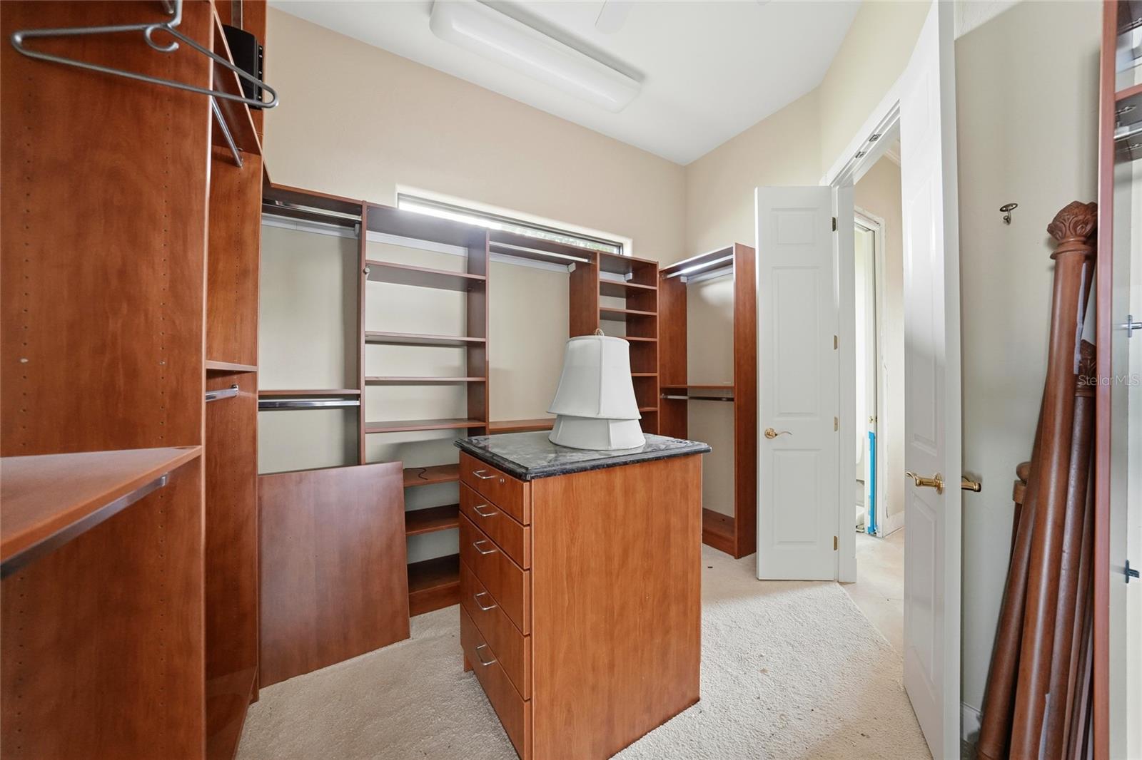 C7520481 Property Photo