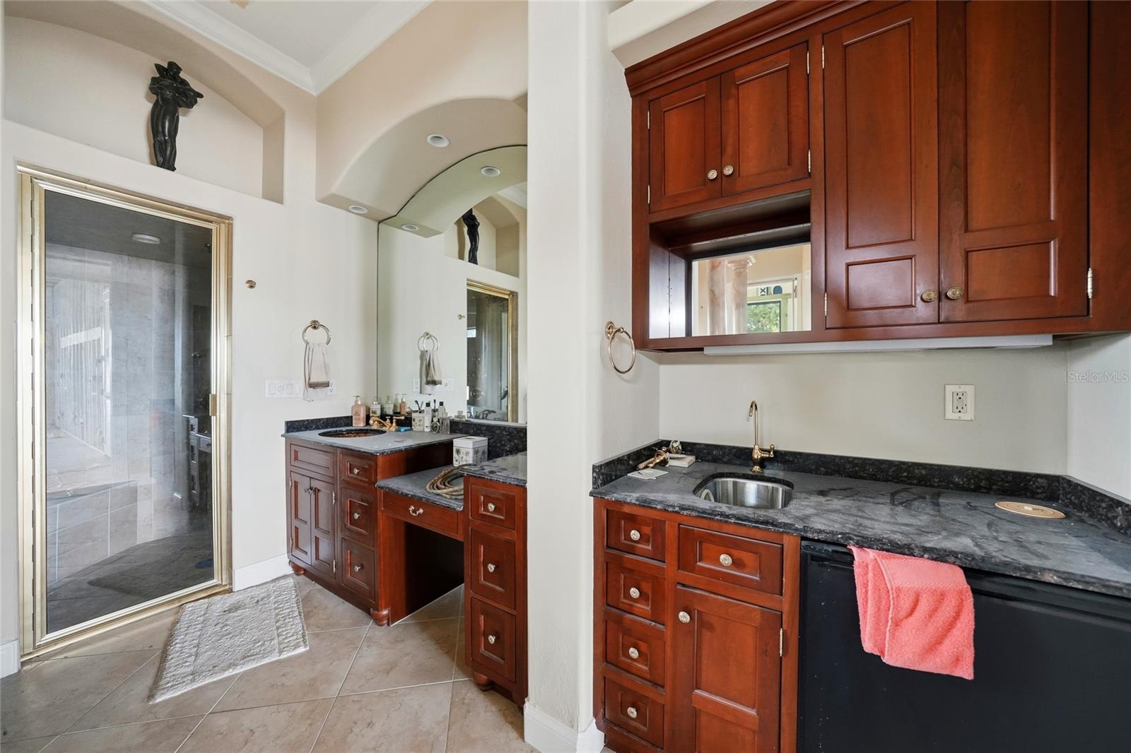 C7520481 Property Photo