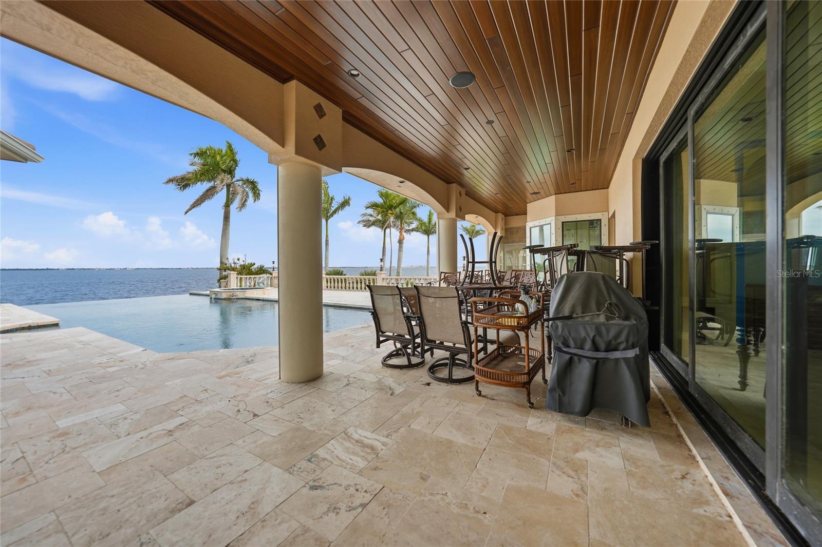 C7520481 Property Photo