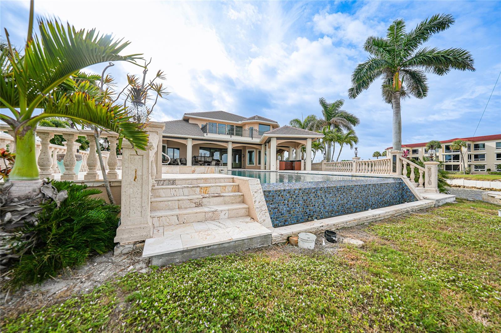 C7520481 Property Photo