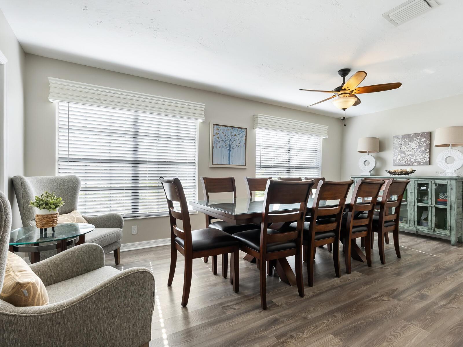 4372 TRAILS DR #15-1, SARASOTA, FL, 34232