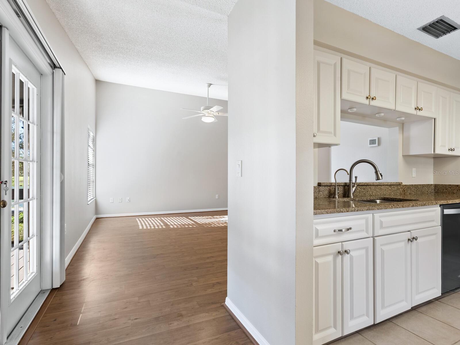 4372 TRAILS DR #15-1, SARASOTA, FL, 34232