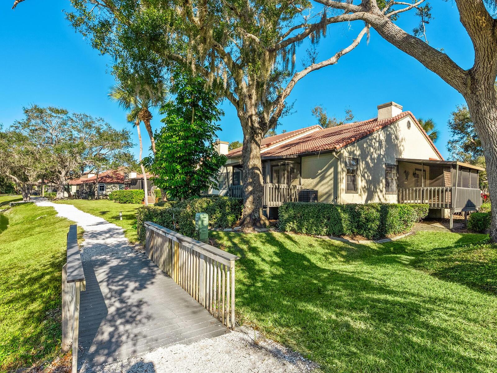 4372 TRAILS DR #15-1, SARASOTA, FL, 34232