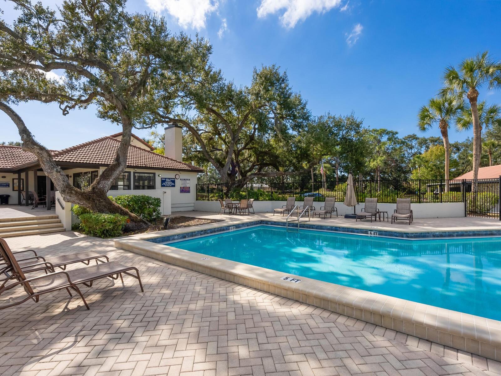 4372 TRAILS DR #15-1, SARASOTA, FL, 34232