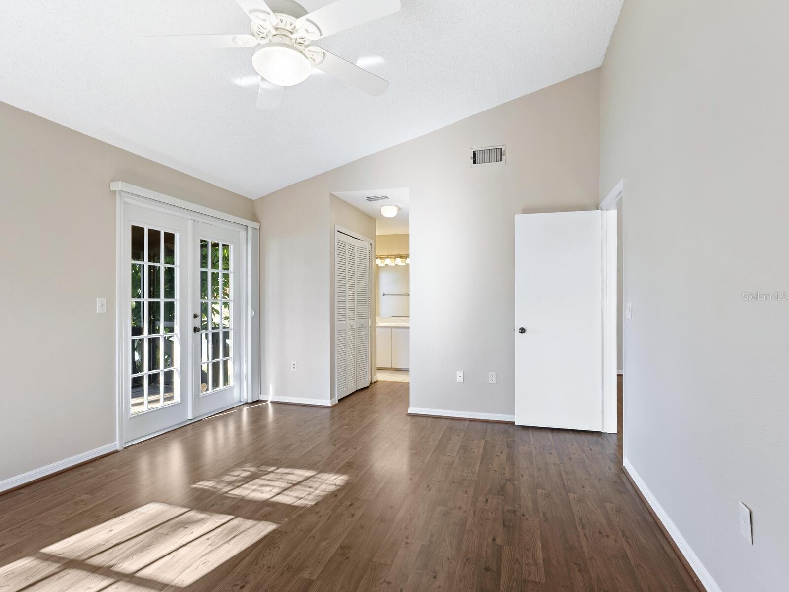 4372 TRAILS DR #15-1, SARASOTA, FL, 34232