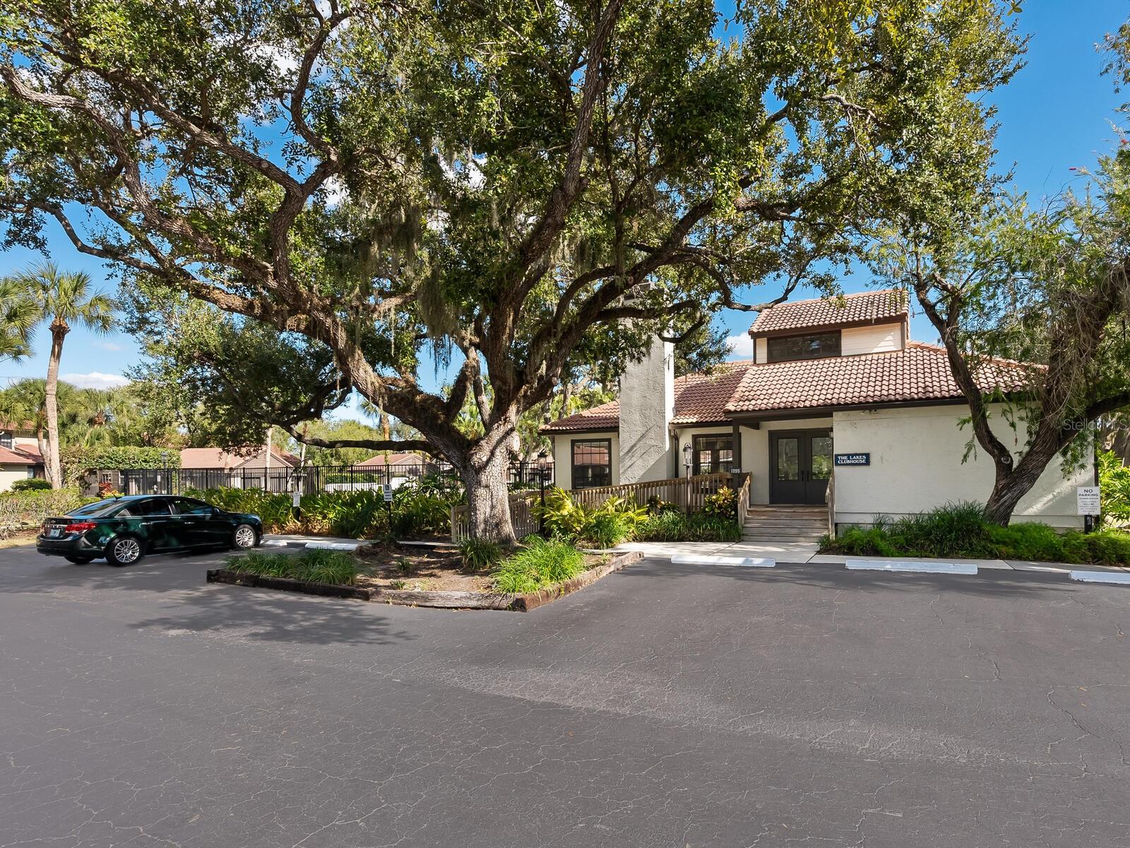 4372 TRAILS DR #15-1, SARASOTA, FL, 34232