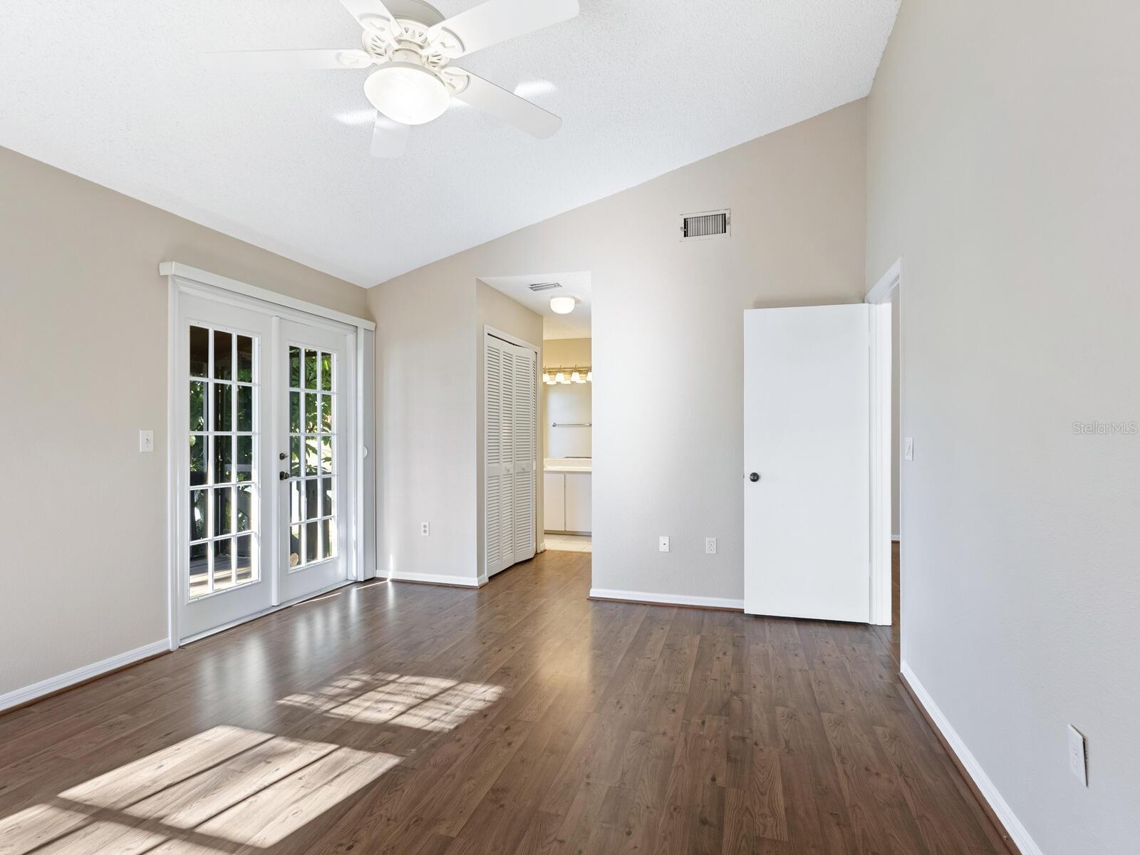 4372 TRAILS DR #15-1, SARASOTA, FL, 34232