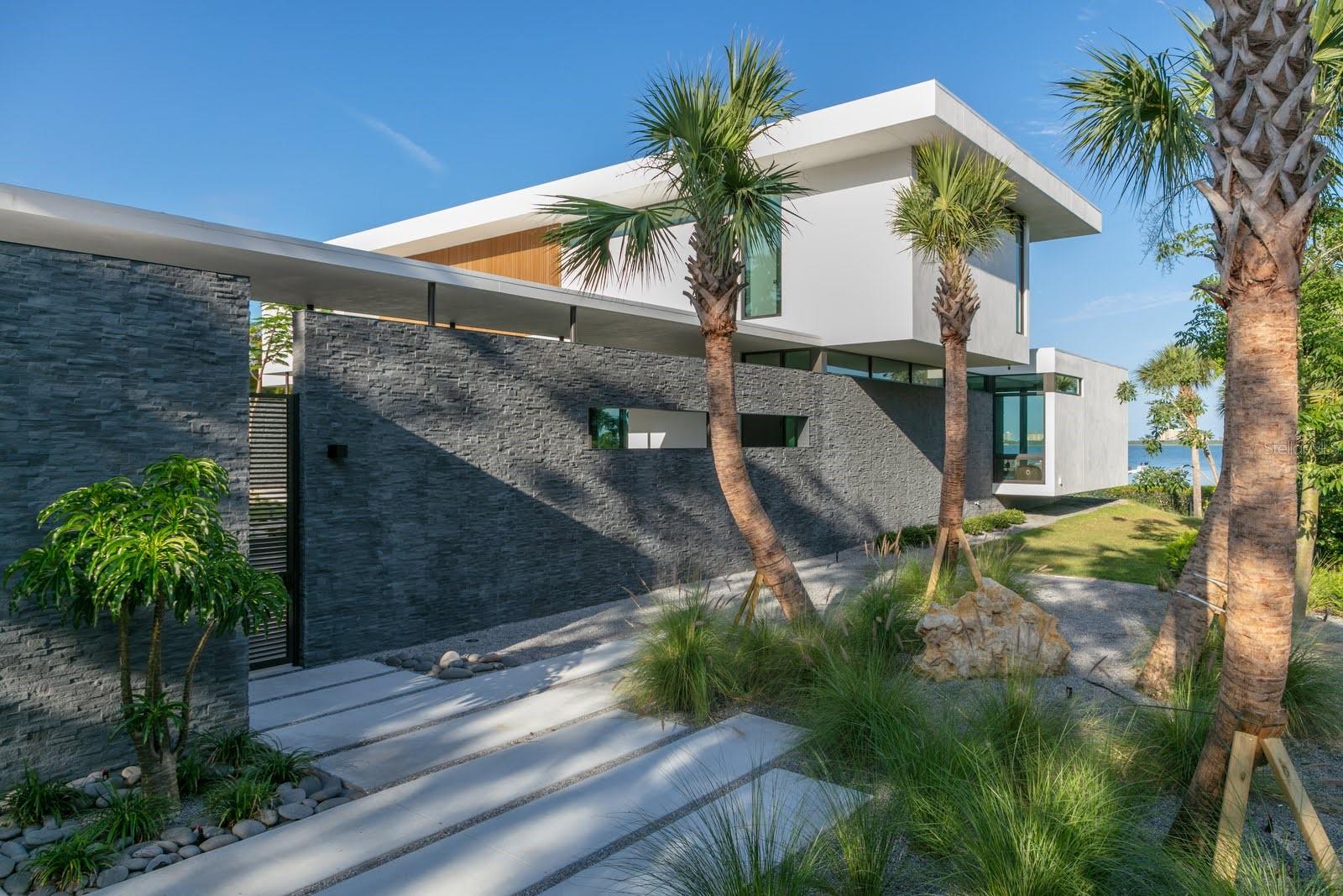 A4678945 Property Photo