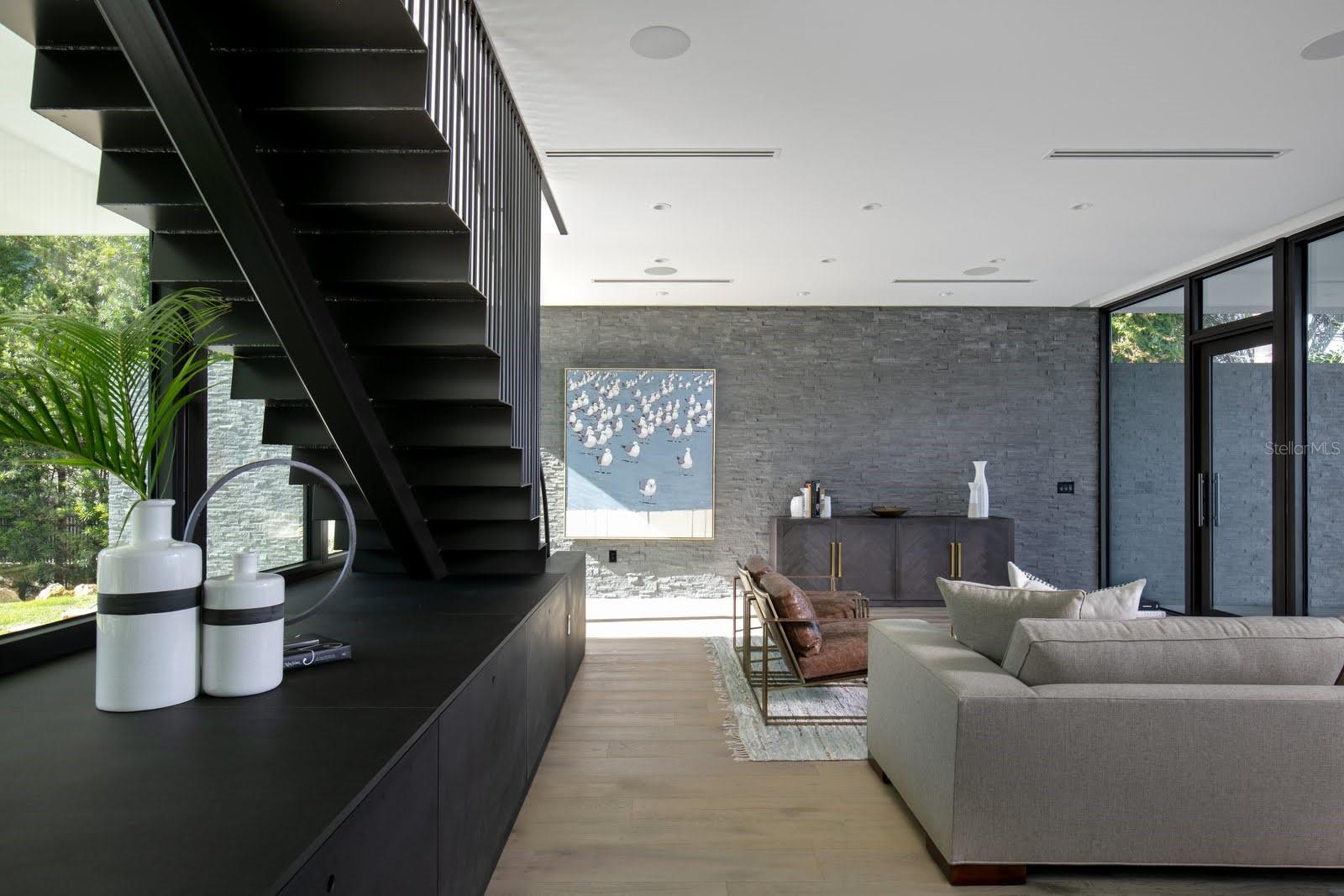 A4678945 Property Photo