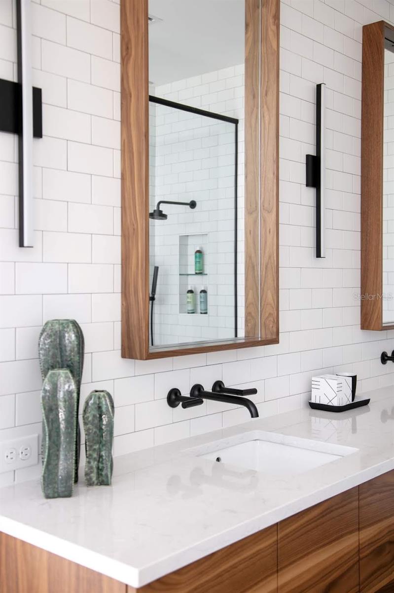 A4678945 Property Photo