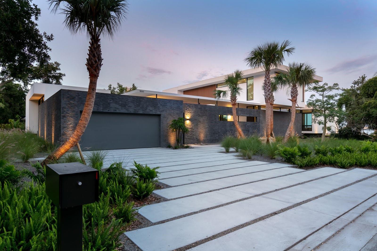 A4678945 Property Photo