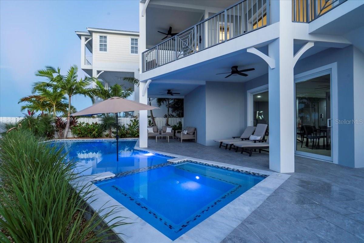 W7882197 Property Photo