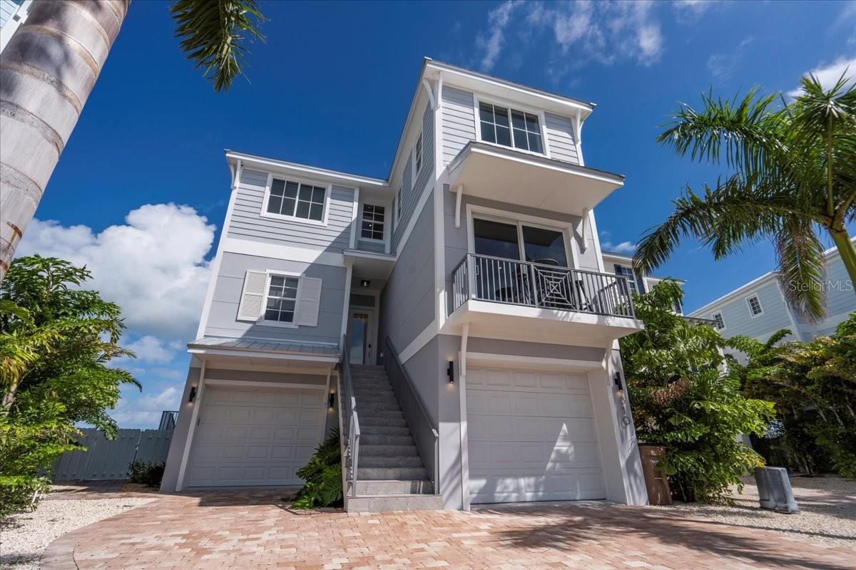 W7882197 Property Photo