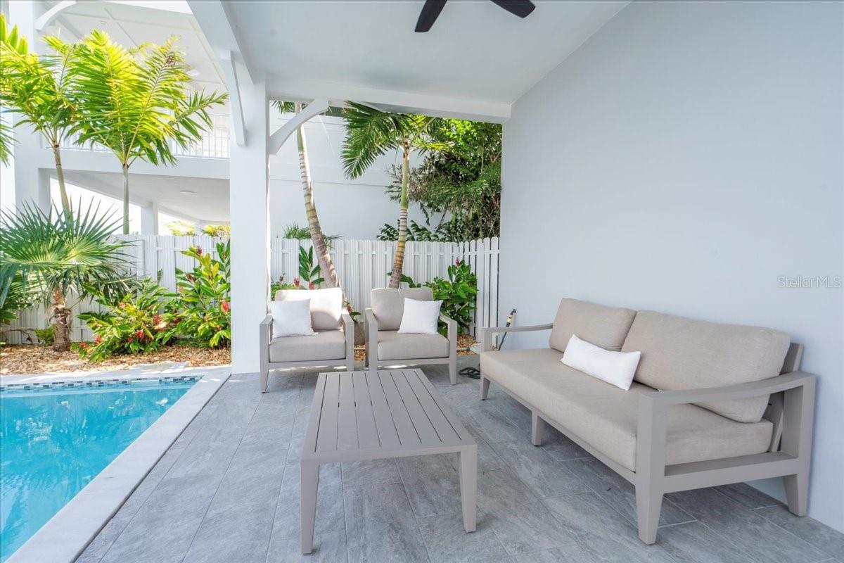 W7882197 Property Photo