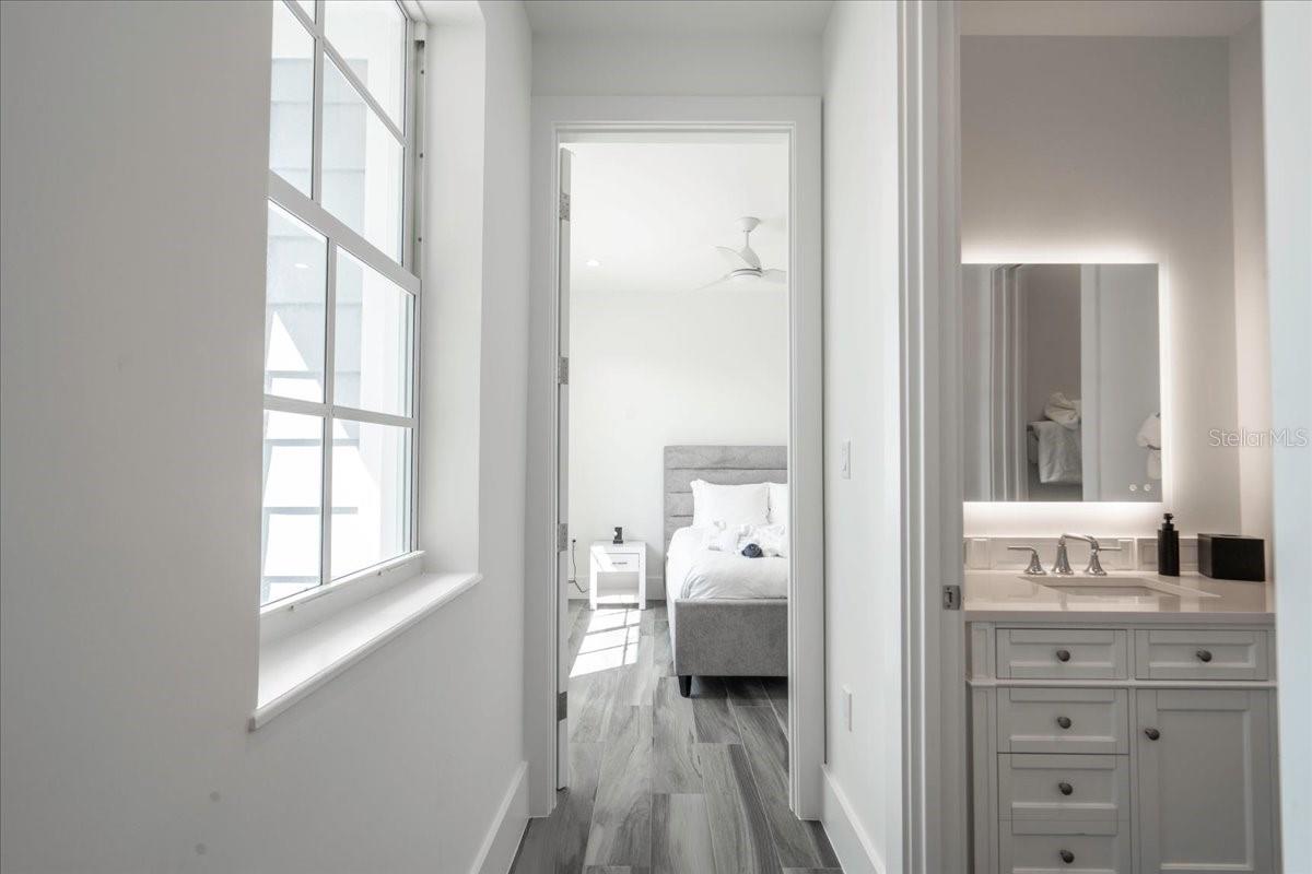 W7882197 Property Photo