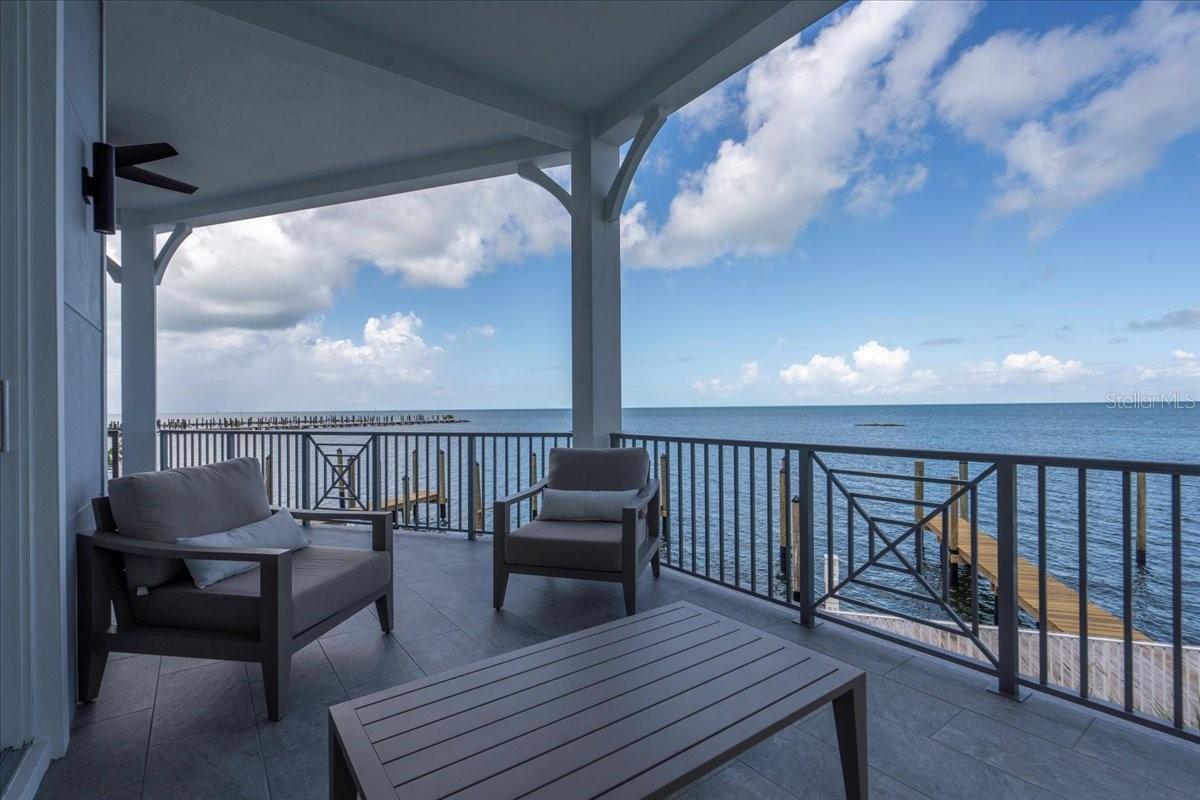 W7882197 Property Photo