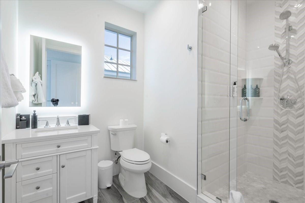 W7882197 Property Photo