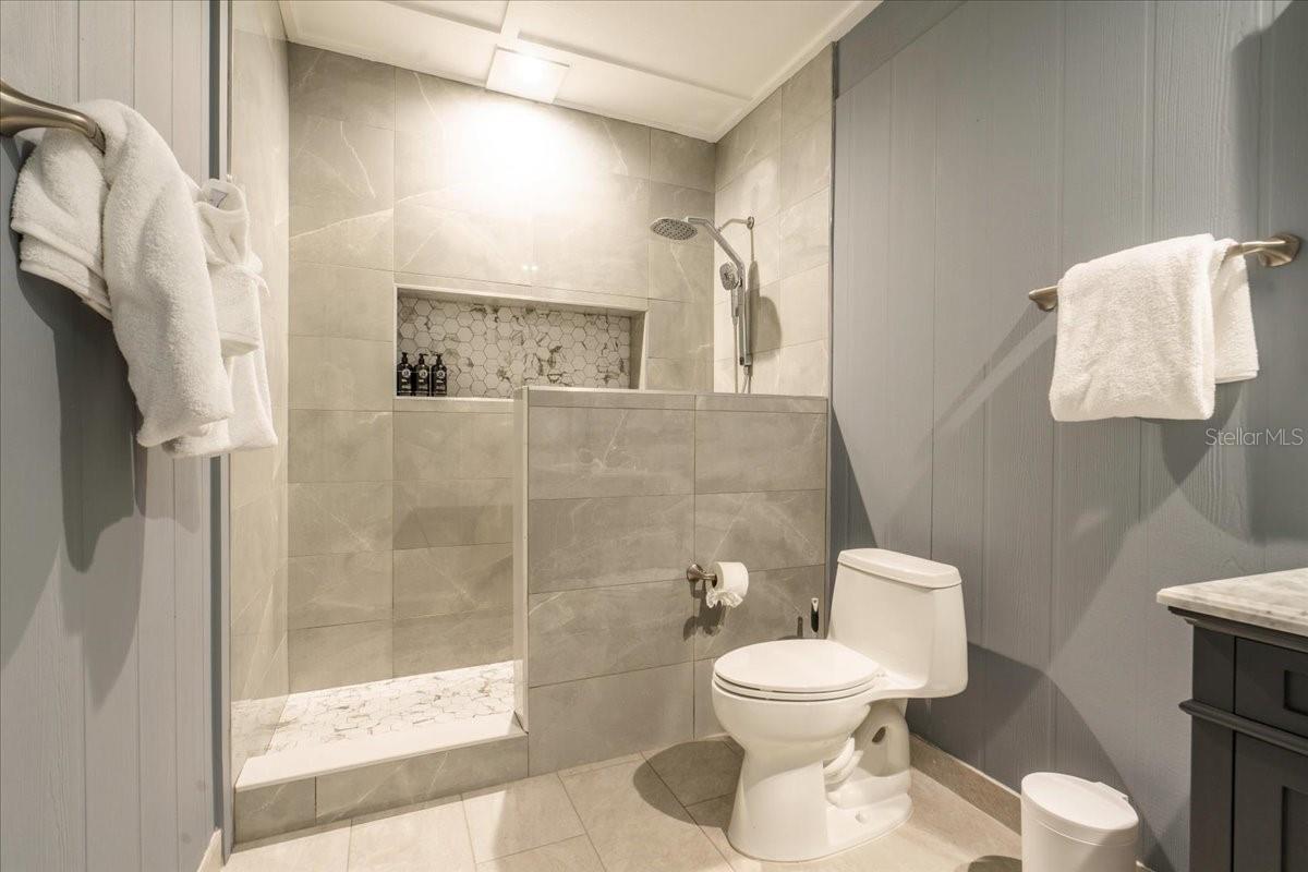 W7882197 Property Photo