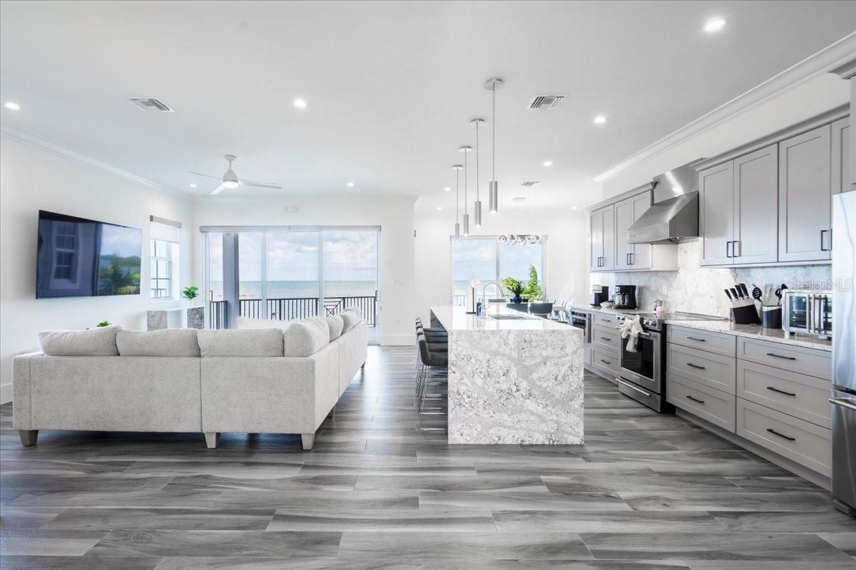 W7882197 Property Photo