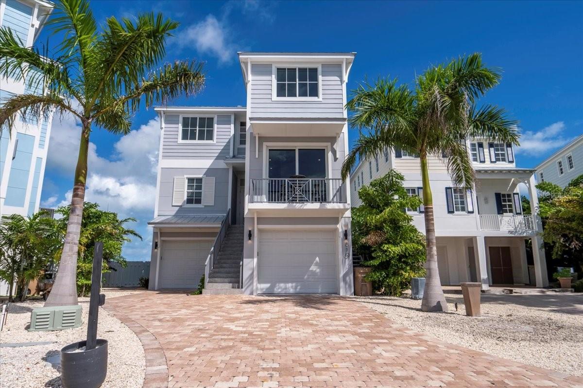 W7882197 Property Photo