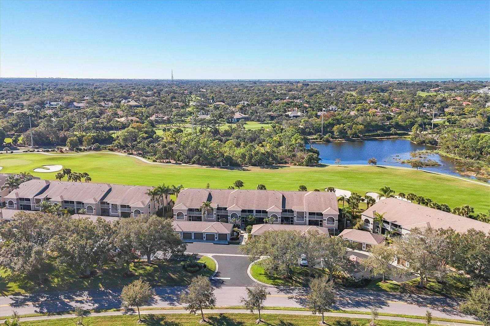 9641 CASTLE POINT DR #1221, SARASOTA, FL, 34238