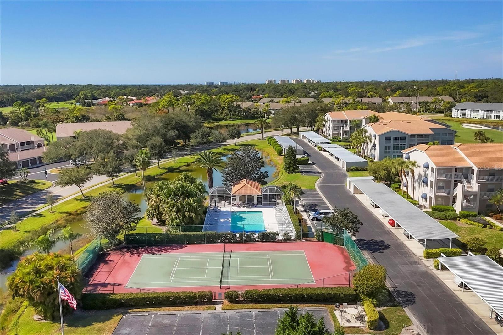 9641 CASTLE POINT DR #1221, SARASOTA, FL, 34238