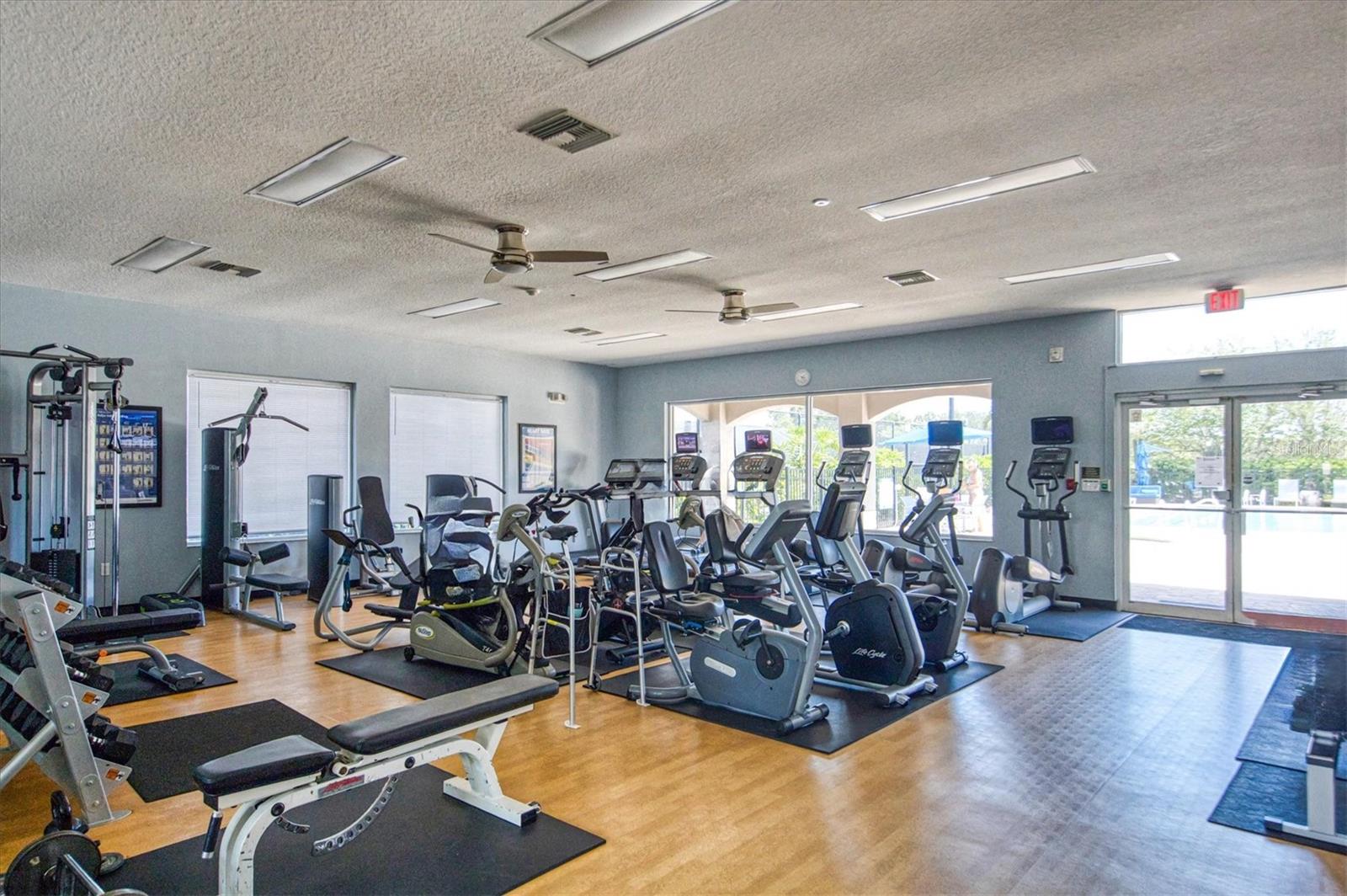 9641 CASTLE POINT DR #1221, SARASOTA, FL, 34238