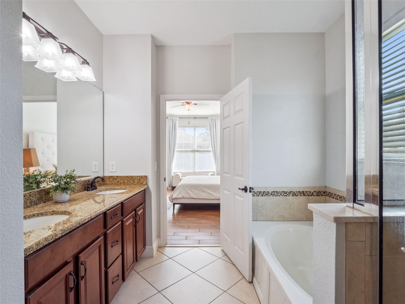 1110 VINSETTA CIR, WINTER GARDEN, FL, 34787