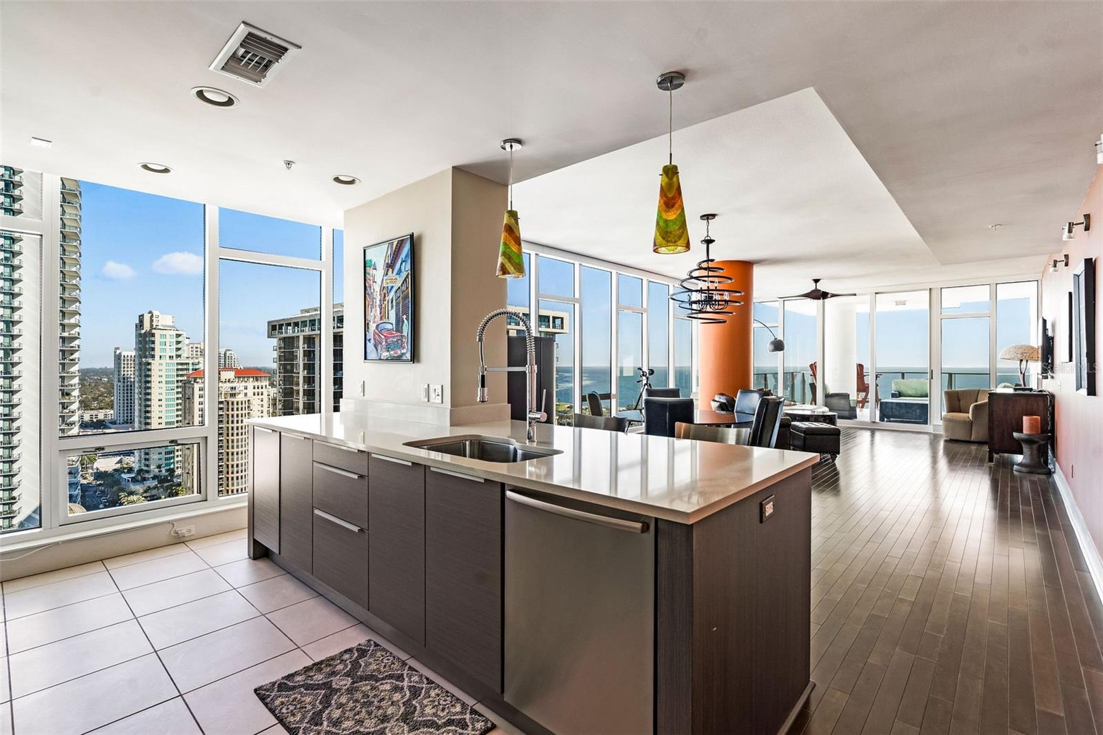 175 1ST ST S #2608, ST PETERSBURG, FL, 33701