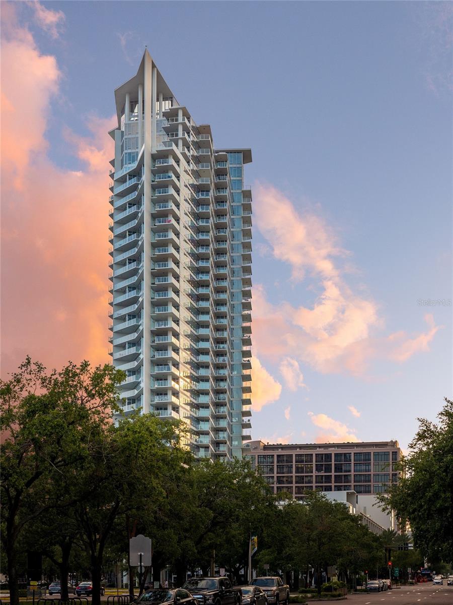 175 1ST ST S #2608, ST PETERSBURG, FL, 33701