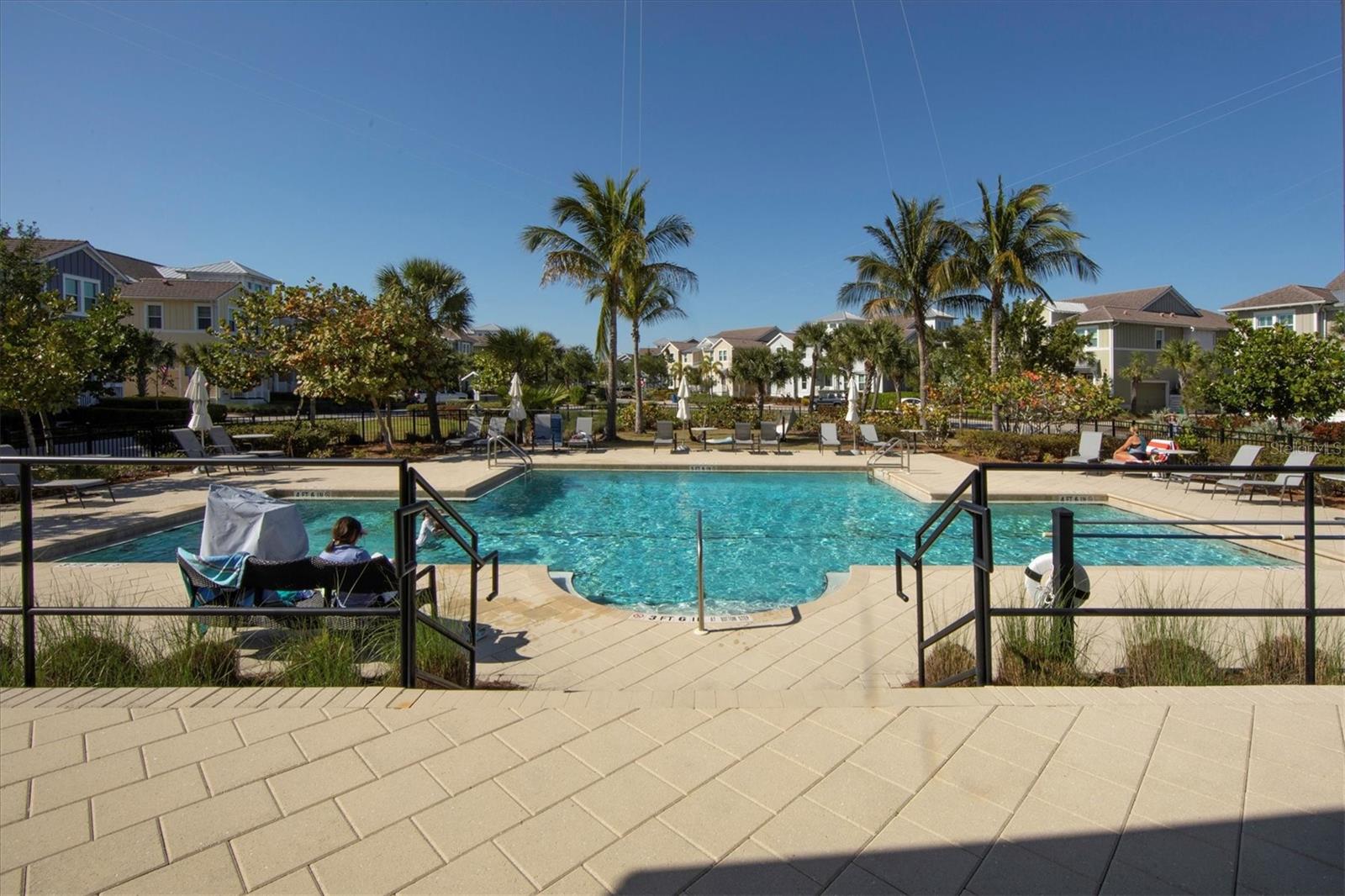 391 ARUBA CIR #401, BRADENTON, FL, 34209